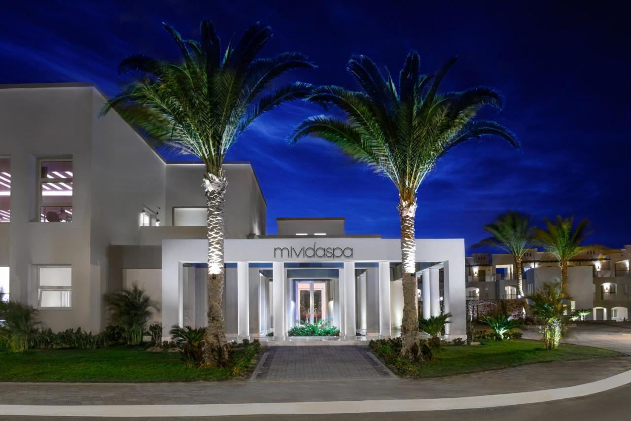 Steigenberger Resort Alaya Marsa Alam - Red Sea - Adults Friendly 16 Years Plus Coraya Bay Exteriör bild Entrance of the hotel