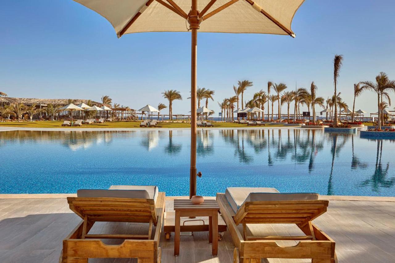 Steigenberger Resort Alaya Marsa Alam - Red Sea - Adults Friendly 16 Years Plus Coraya Bay Exteriör bild The pool at the St Regis
