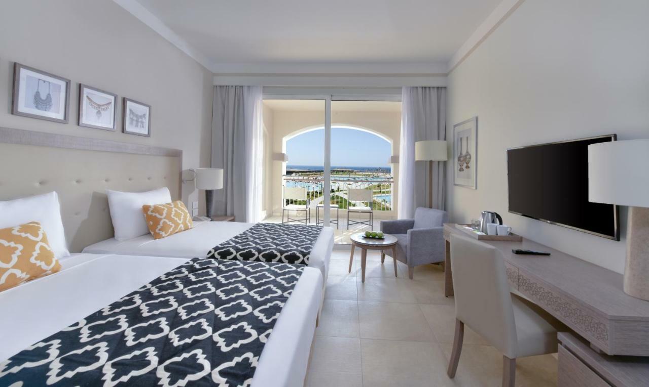 Steigenberger Resort Alaya Marsa Alam - Red Sea - Adults Friendly 16 Years Plus Coraya Bay Exteriör bild A room at the hotel